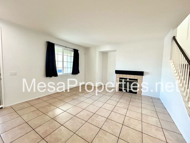 Beautiful 4 Bed 3 Bath Home with a Sunroom and Solar Panels in Victorville! property image