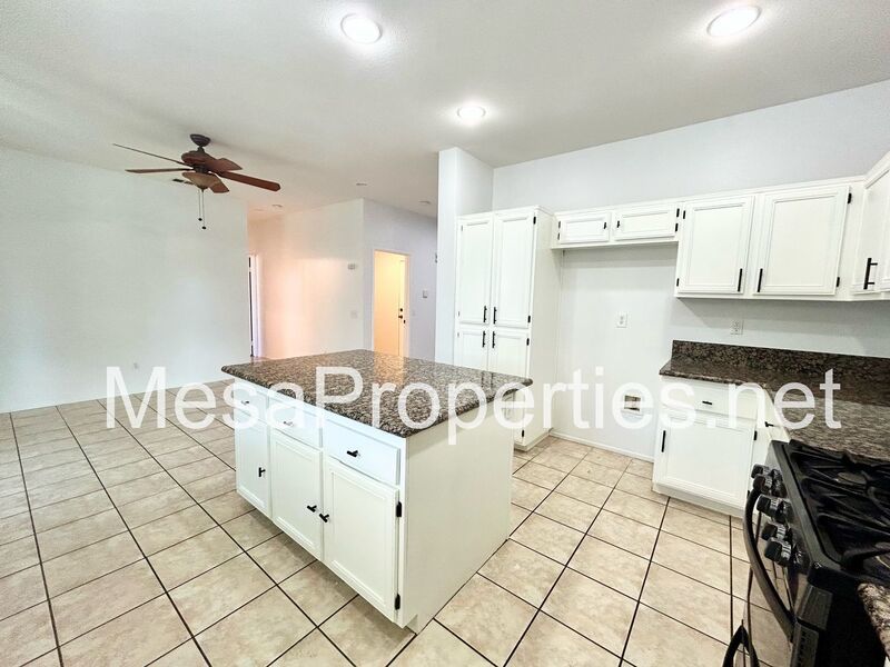 Beautiful 4 Bed 3 Bath Home with a Sunroom and Solar Panels in Victorville! property image
