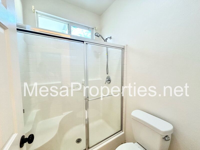 Beautiful 4 Bed 3 Bath Home with a Sunroom and Solar Panels in Victorville! property image