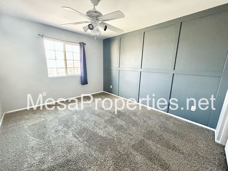 Beautiful 4 Bed 3 Bath Home with a Sunroom and Solar Panels in Victorville! property image