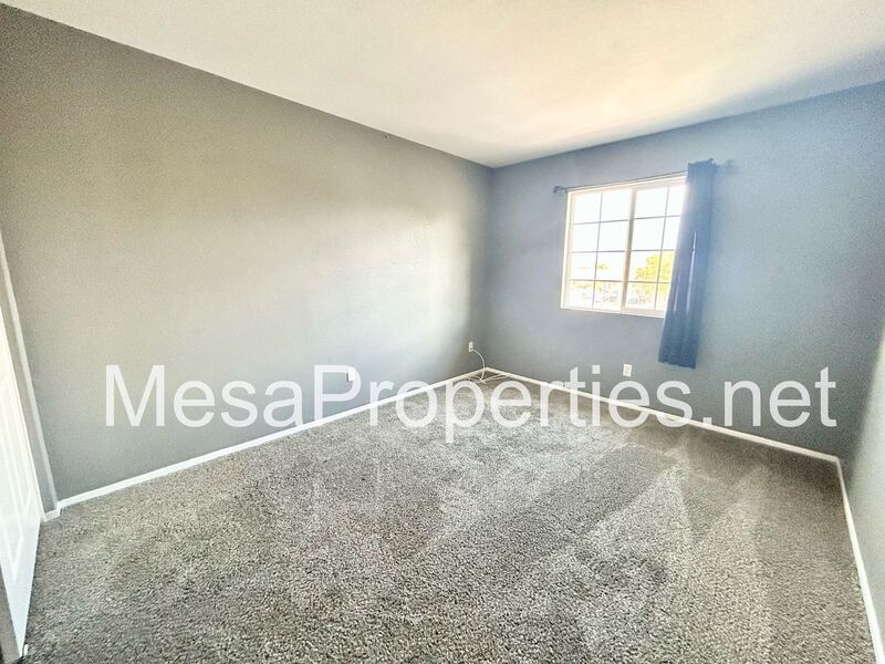 Beautiful 4 Bed 3 Bath Home with a Sunroom and Solar Panels in Victorville! property image