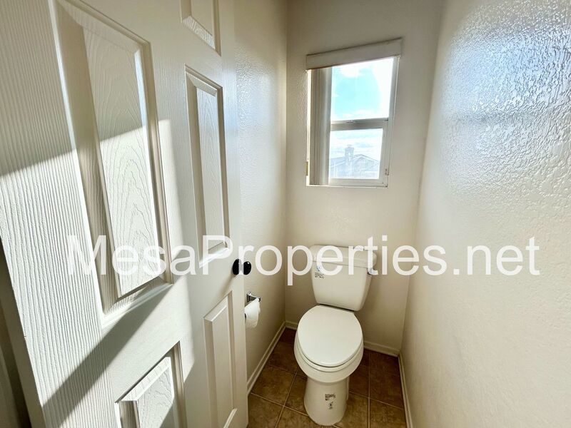 Beautiful 4 Bed 3 Bath Home with a Sunroom and Solar Panels in Victorville! property image