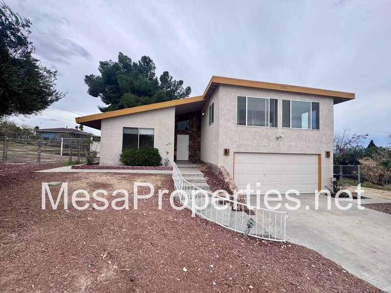 3 Bedroom 2 Bath Home in Apple Valley property image