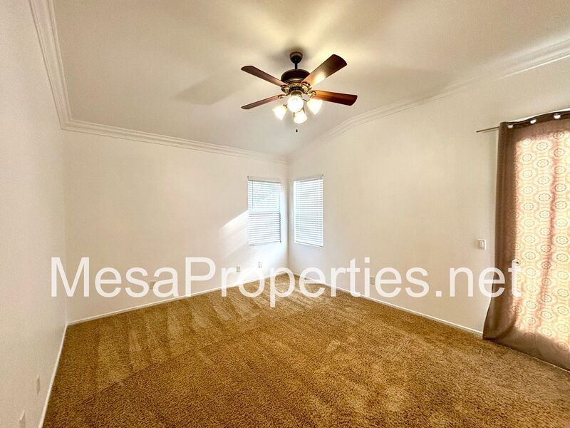 Beautiful 4 bedroom 2 bedroom Home property image