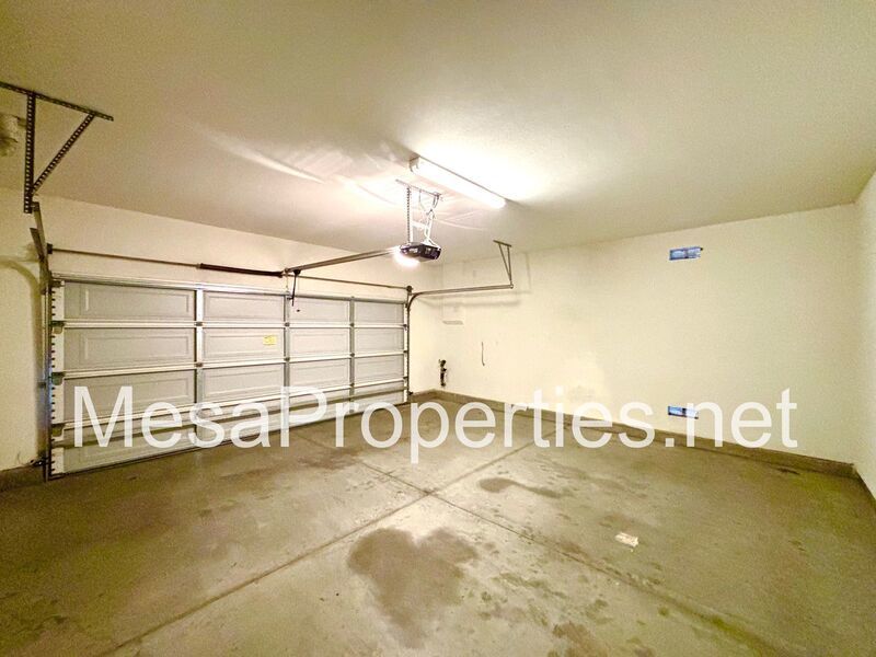 Beautiful 4 bedroom 2 bedroom Home property image