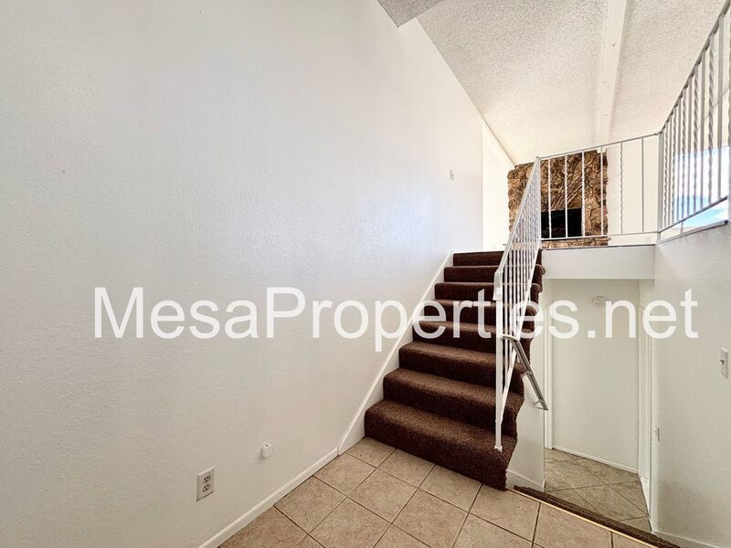 3 Bedroom 2 Bath Home in Apple Valley property image