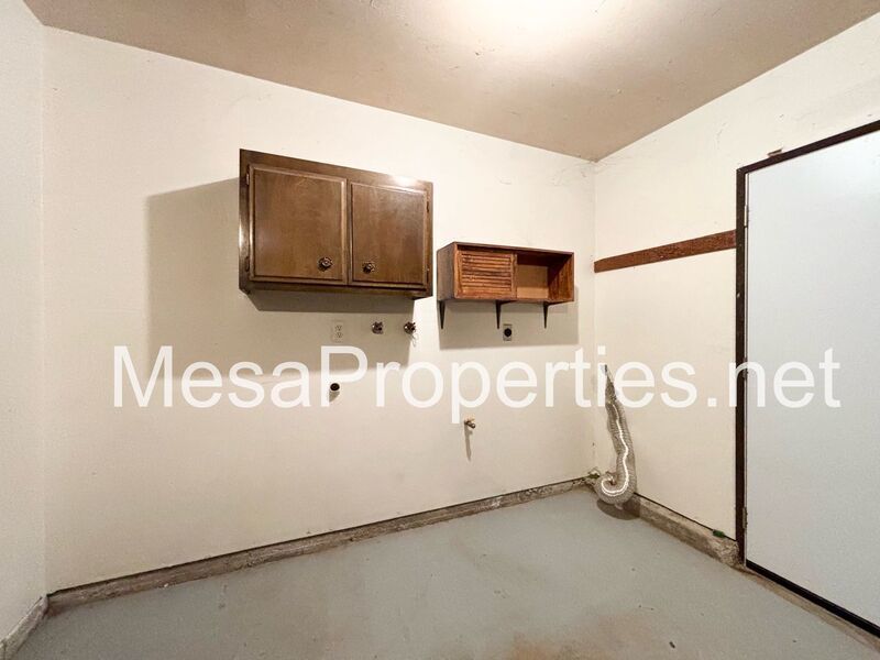 3 Bedroom 2 Bath Home in Apple Valley property image