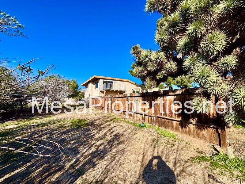 3 Bedroom 2 Bath Home in Apple Valley property image