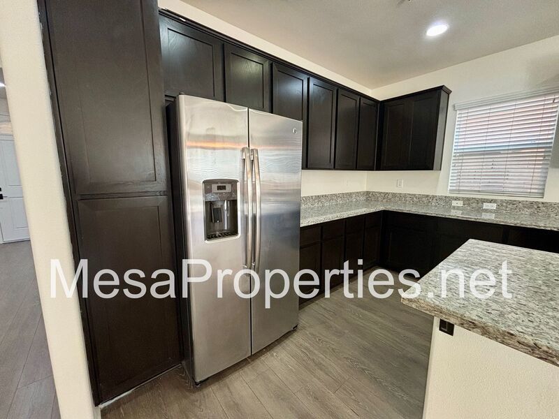 Large 4 Bedroom/3 Bath Home with 3 Car Garage in Fontana! property image