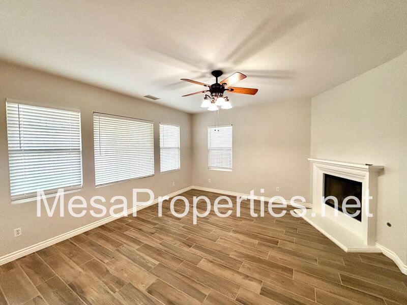 Move In Ready 5 Bed 4 Bath North Upland Home Near The Colonies property image