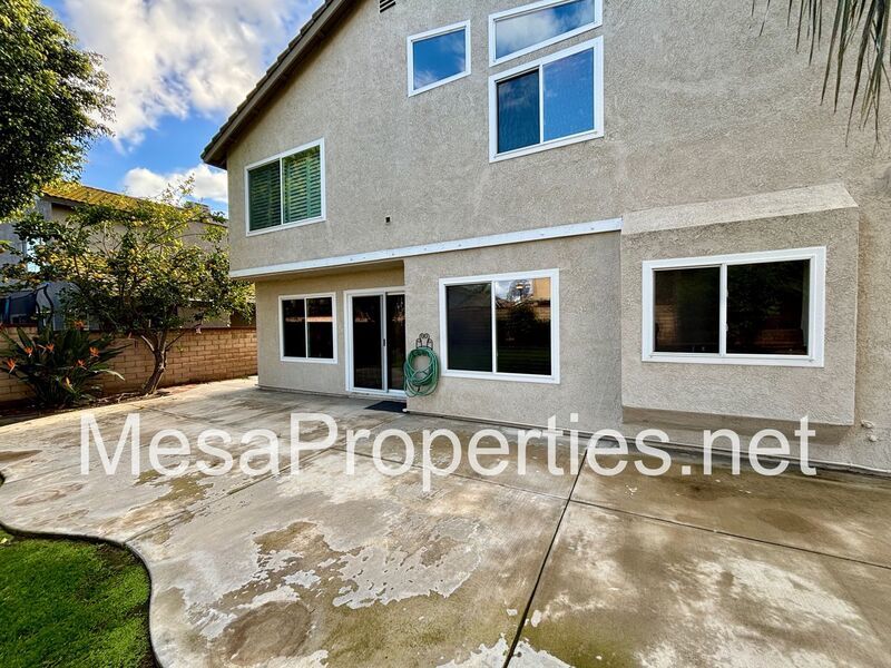 Must See 5bd/3ba Luxury Two-Story House Located in Ontario W/ Beautiful Backyard! property image