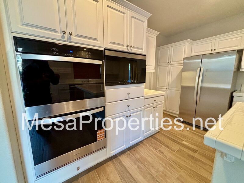 Move In Ready 5 Bed 4 Bath North Upland Home Near The Colonies property image