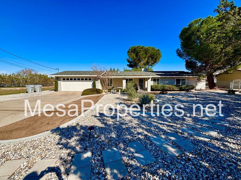 Newly Renovated 3 Bed 2 Bath Home in Hesperia property image