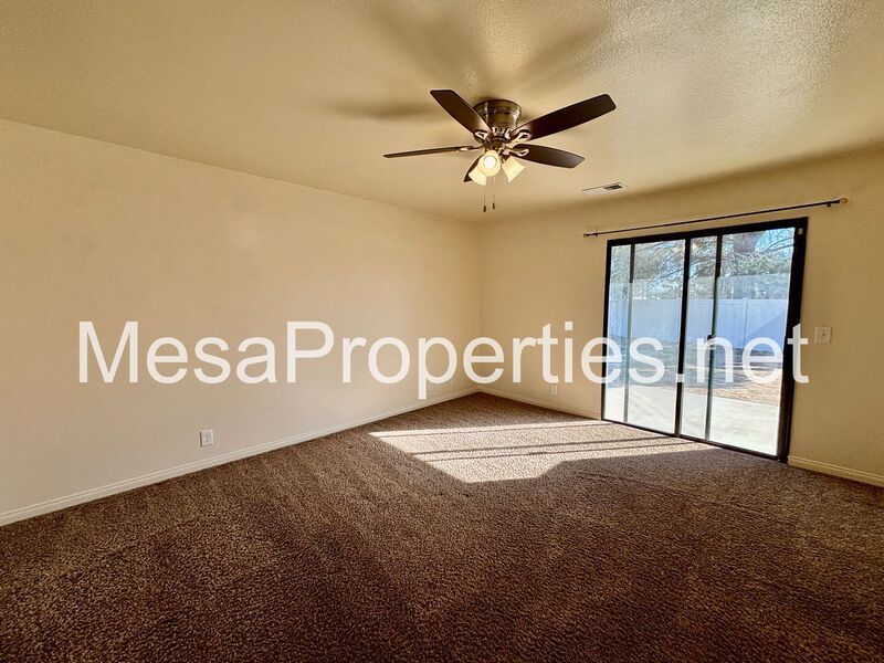 MUST SEE! 3 Bed 2 Bath Home in Hesperia + Bonus Room property image