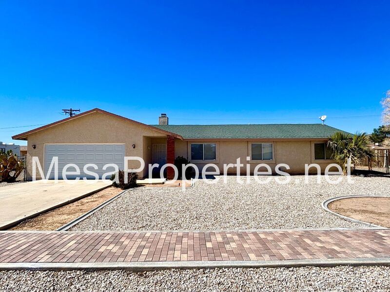Nice 3 Bedroom 2 Bathroom Home in Apple Valley property image