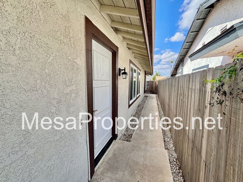 Charming 3-Bed 2-Bath Home in Moreno Valley property image