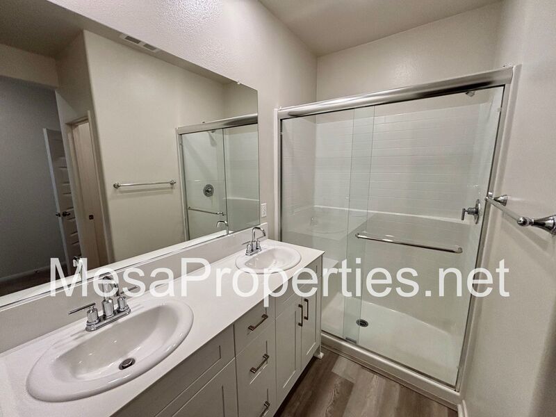 Must See 3 bed/3.5ba Three Story Home Located in Pomona! property image