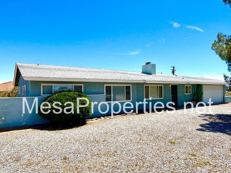 Beautiful 3 Bedroom 2 Bathroom Home in Apple Valley property image