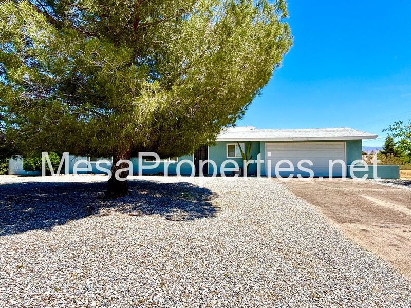 Beautiful 3 Bedroom 2 Bathroom Home in Apple Valley property image