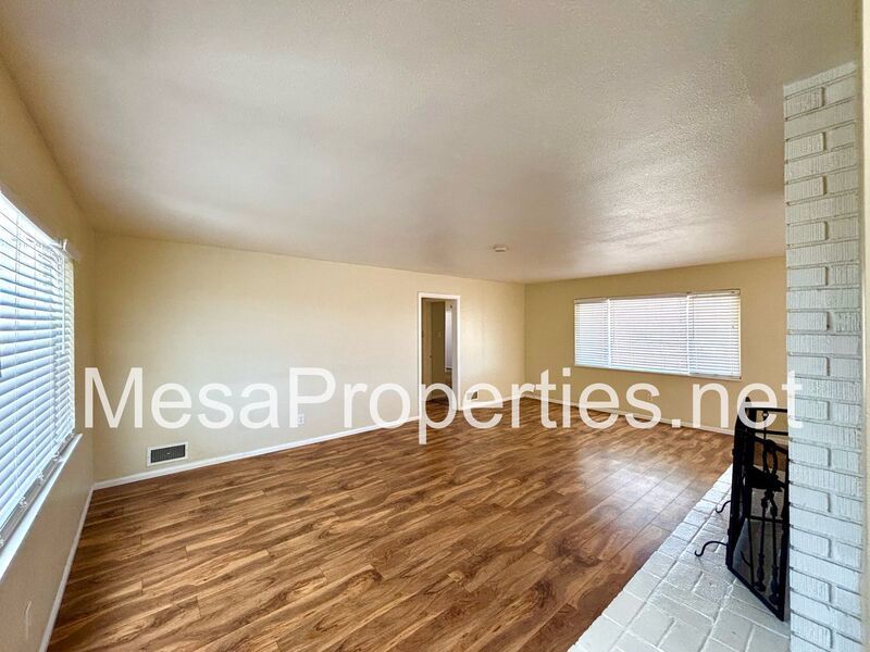 Beautiful 3 Bedroom 2 Bathroom Home in Apple Valley property image