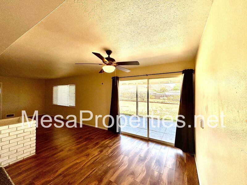 Beautiful 3 Bedroom 2 Bathroom Home in Apple Valley property image