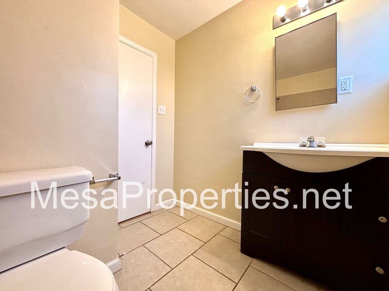 Beautiful 3 Bedroom 2 Bathroom Home in Apple Valley property image