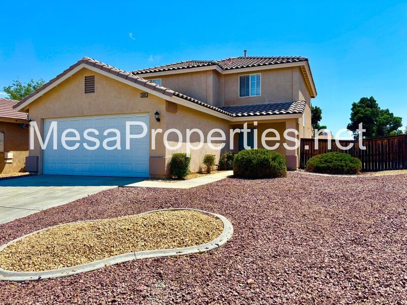 4 Bedroom 2 Bathroom Home in Victorville property image