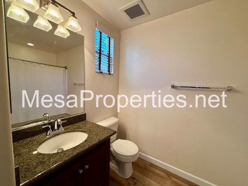 Stunning 3 Bed 3.5 Bath Townhouse in Rancho Cucamonga property image