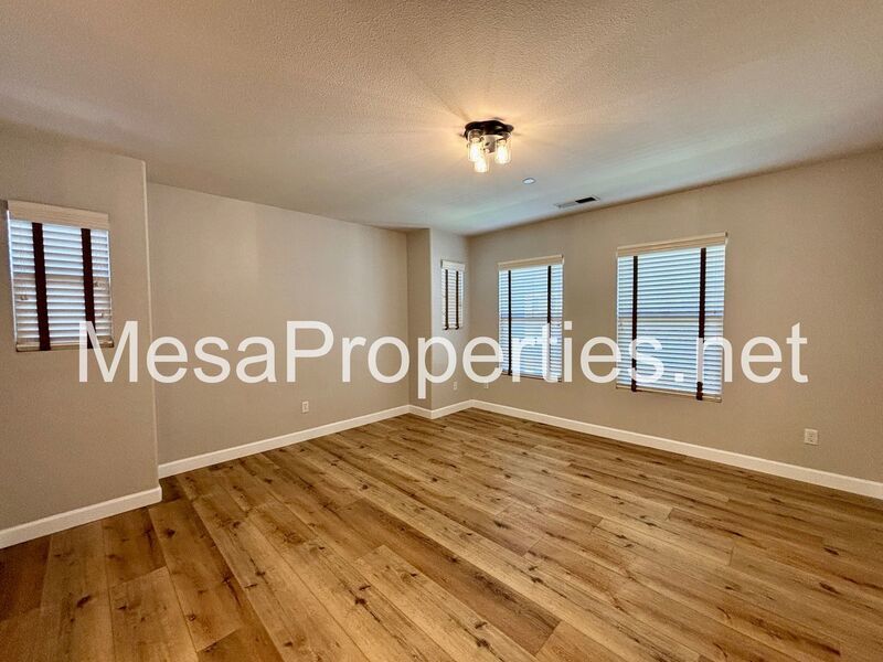 Stunning 3 Bed 3.5 Bath Townhouse in Rancho Cucamonga property image