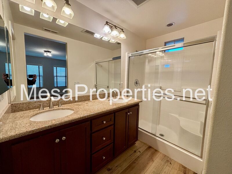 Stunning 3 Bed 3.5 Bath Townhouse in Rancho Cucamonga property image