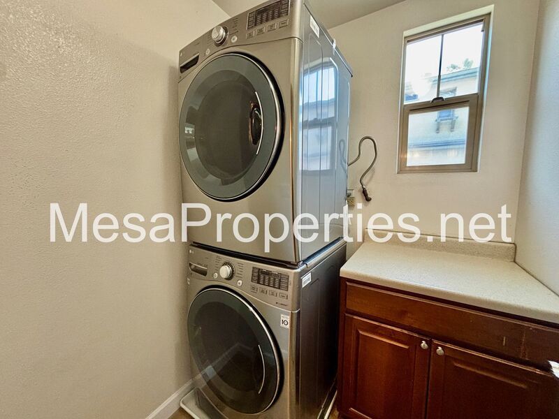 Stunning 3 Bed 3.5 Bath Townhouse in Rancho Cucamonga property image