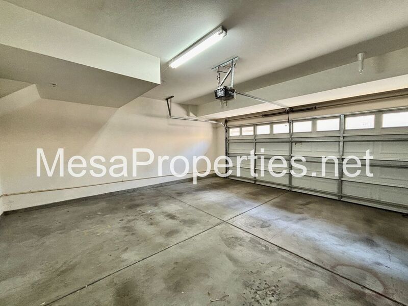 Stunning 3 Bed 3.5 Bath Townhouse in Rancho Cucamonga property image