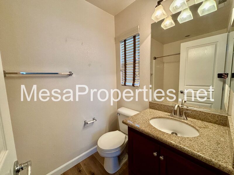 Stunning 3 Bed 3.5 Bath Townhouse in Rancho Cucamonga property image