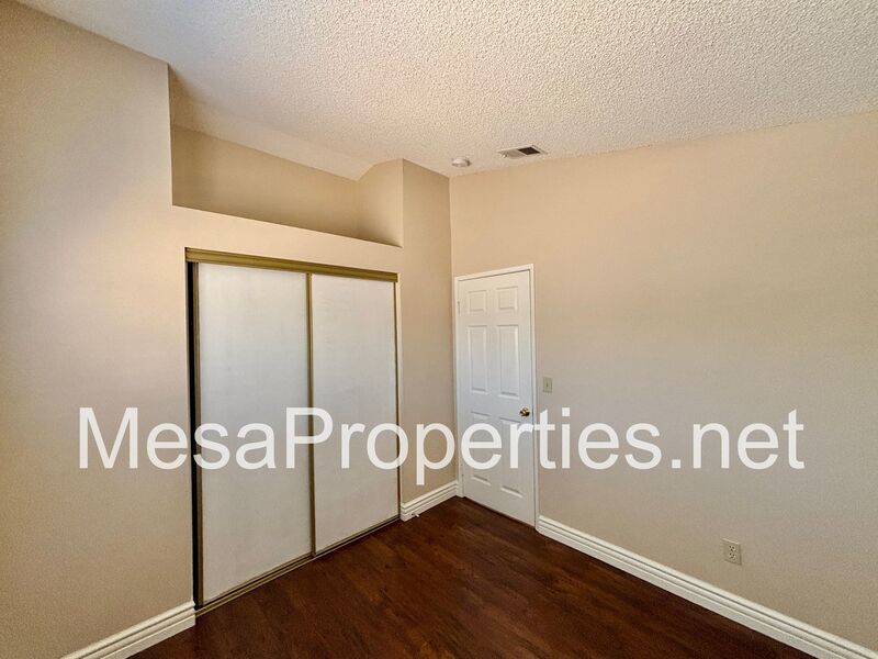 Beautiful 3 Bed, 2.5 Bath Home with 3-Car Garage and Tesla Charging property image