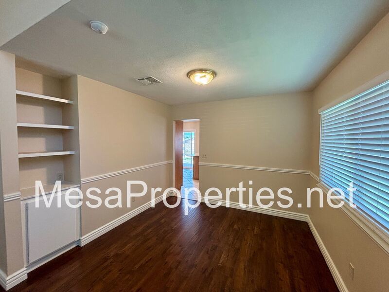 Beautiful 3 Bed, 2.5 Bath Home with 3-Car Garage and Tesla Charging property image