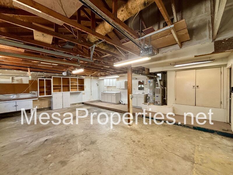 Beautiful 3 Bed, 2.5 Bath Home with 3-Car Garage and Tesla Charging property image