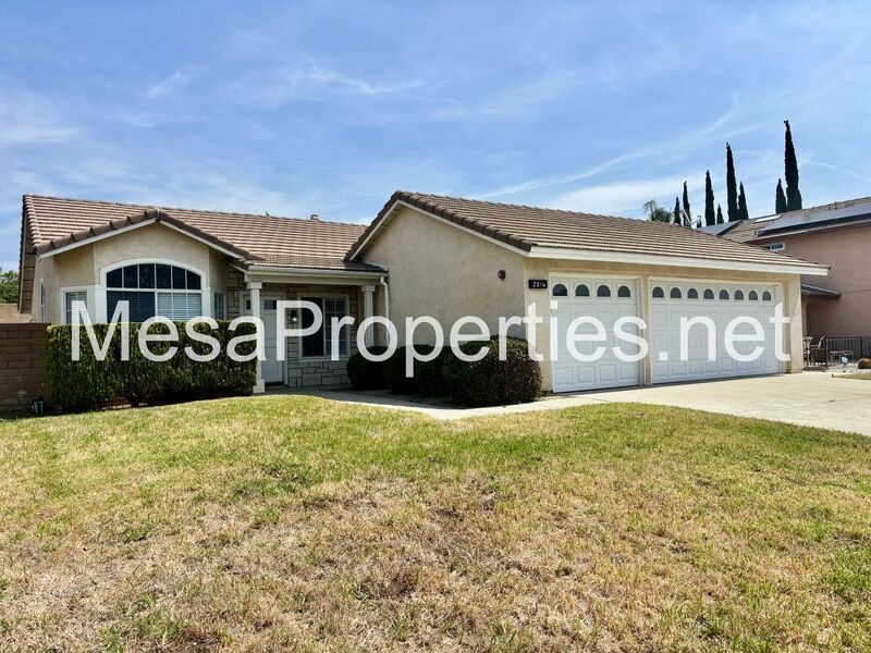 Spacious 4-Bedroom Home with Modern Updates – Move-In Ready! property image
