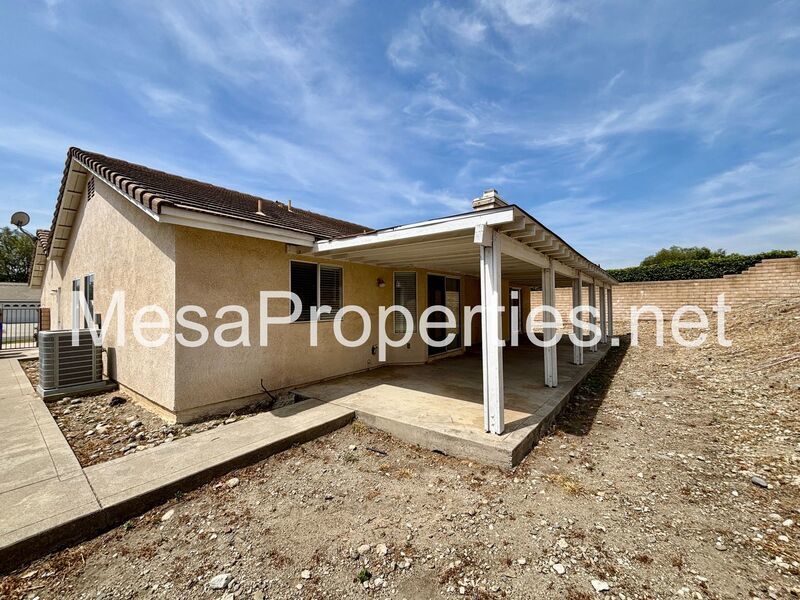 Spacious 4-Bedroom Home with Modern Updates – Move-In Ready! property image