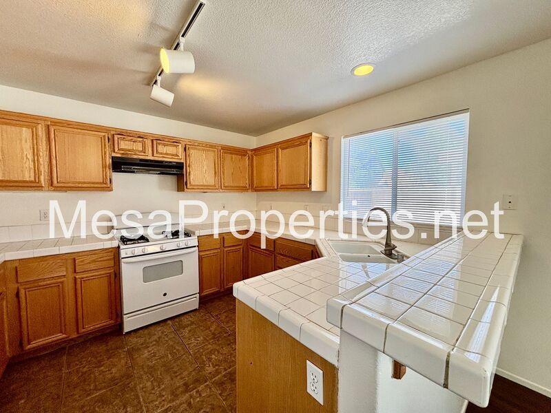 4 Bedroom 2 Bathroom Home in Victorville! property image