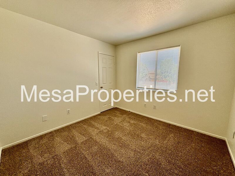 4 Bedroom 2 Bathroom Home in Victorville! property image
