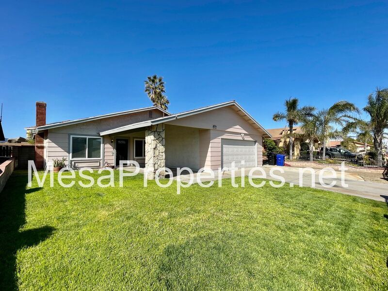 Updated 3 Bedroom 2 Bathroom Home in Fontana property image