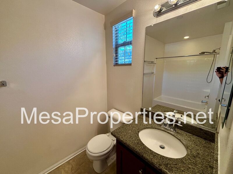 Stunning 3 Bed 3.5 Bath Townhouse in Rancho Cucamonga property image