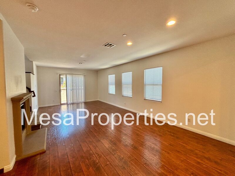 Stunning 3 Bed 3.5 Bath Townhouse in Rancho Cucamonga property image