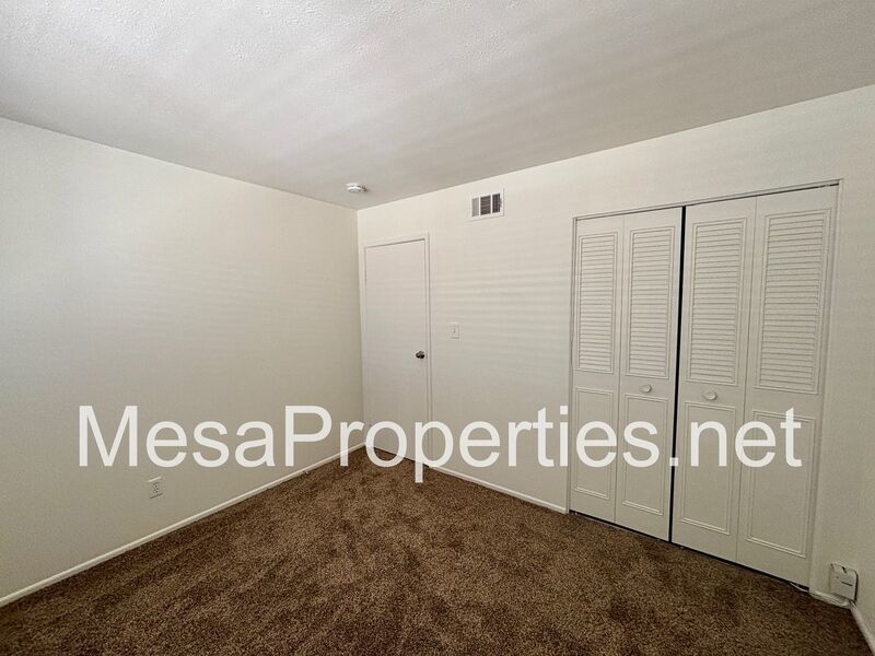 Beautiful 2 Bedroom Townhouse in La Verne! Brand new carpet and paint! property image
