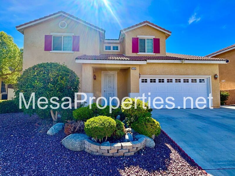 4 Bedroom 2.5 Bath Home in Victorville property image