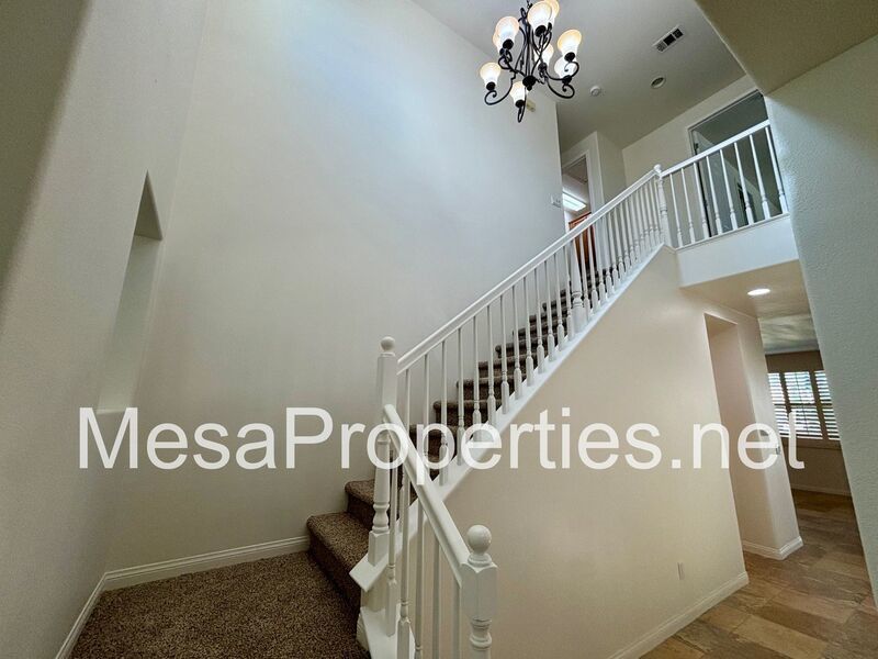 Beautiful 5 Bedroom / 4 Bathroom Home in Rancho Cucamonga! property image