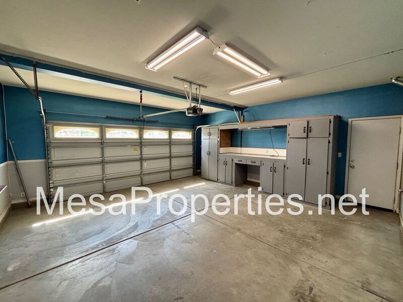 Beautiful 5 Bedroom / 4 Bathroom Home in Rancho Cucamonga! property image