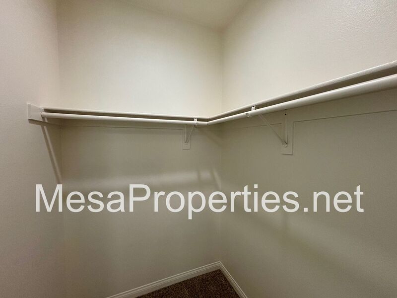Beautiful 5 Bedroom / 4 Bathroom Home in Rancho Cucamonga! property image
