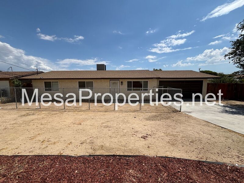 3 bedroom 2 Bath in Victorville property image