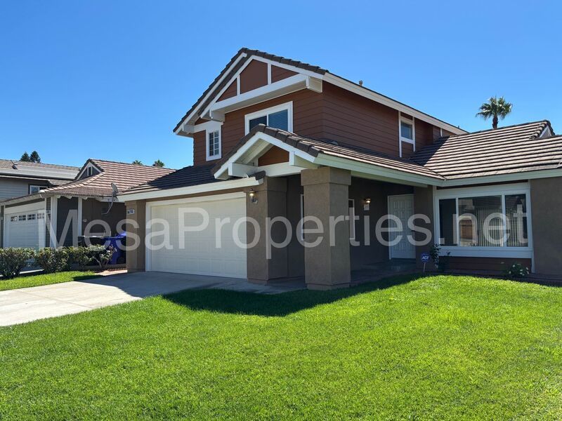 Marvelous 2 Story Home In Fontana! property image